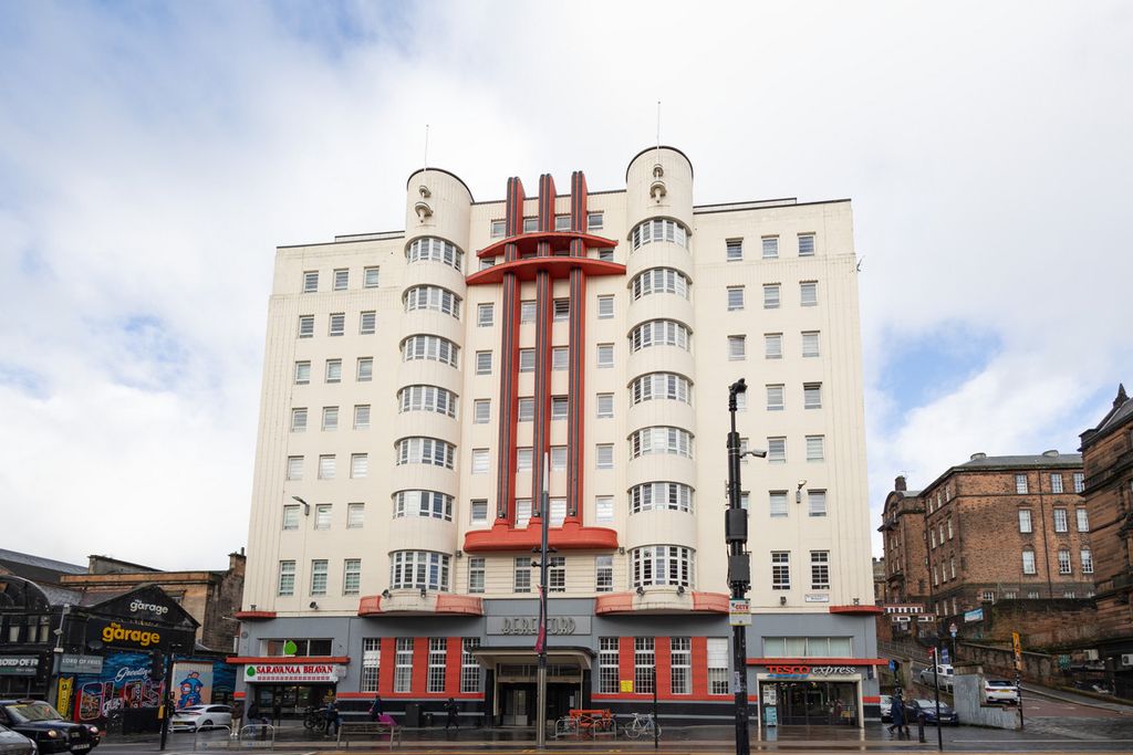 Property photo 1 of 41