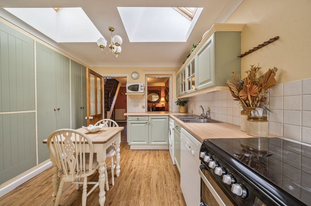 Property photo 2 of 20 1346366-19-68B9Bc...