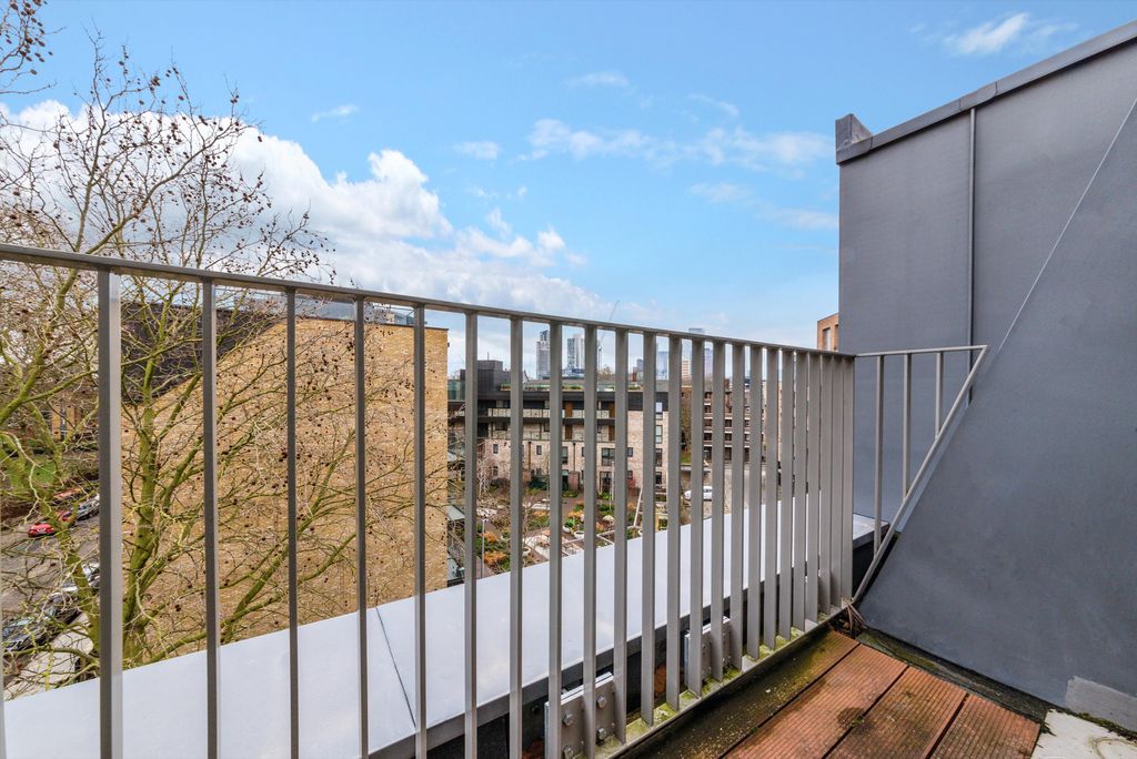 Property photo 3 of 9 Image