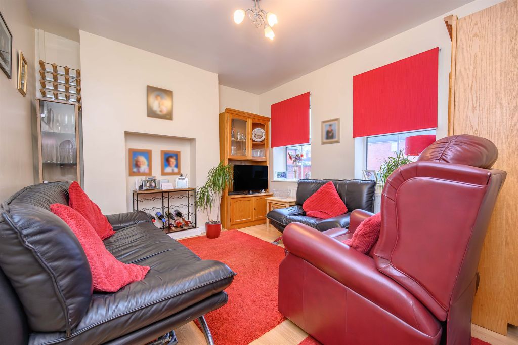 Property photo 2 of 5