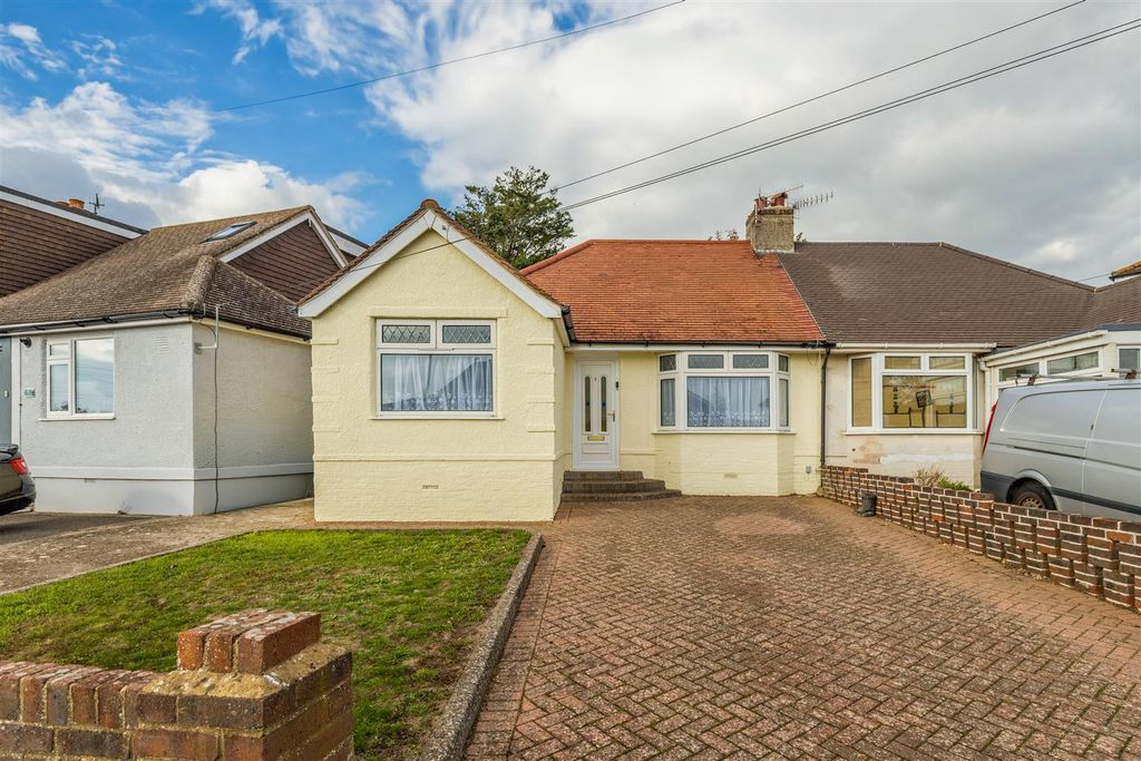 Property photo 1 of 16 7 Brasslands Drive-1.Jpg