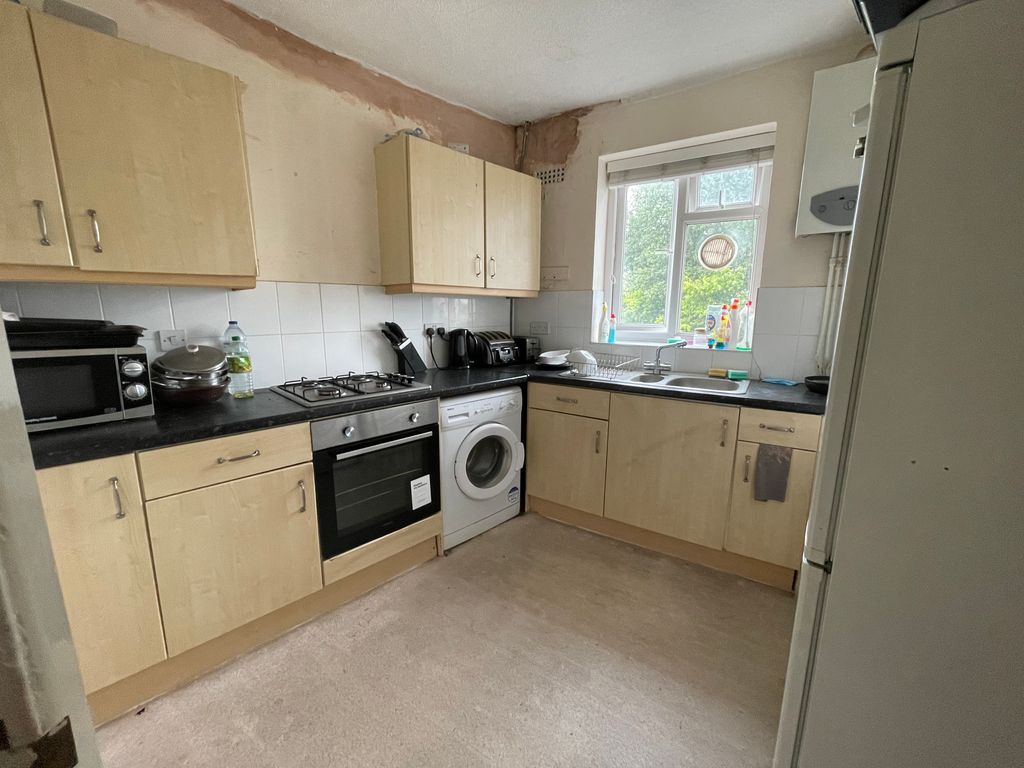 Property photo 2 of 4