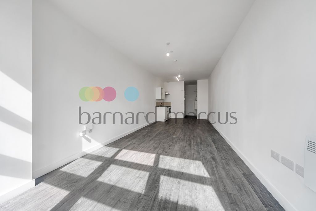 Property photo 2 of 9 Image