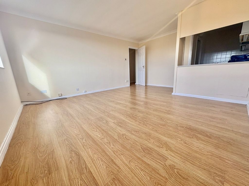 Property photo 2 of 8 Picture No. 08