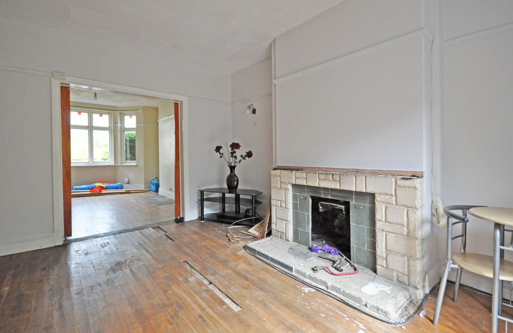Property photo 3 of 15 Photo 3