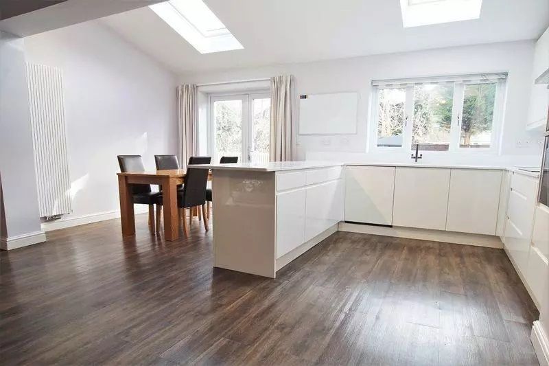 Property photo 2 of 22