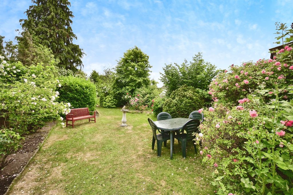 Property photo 3 of 16