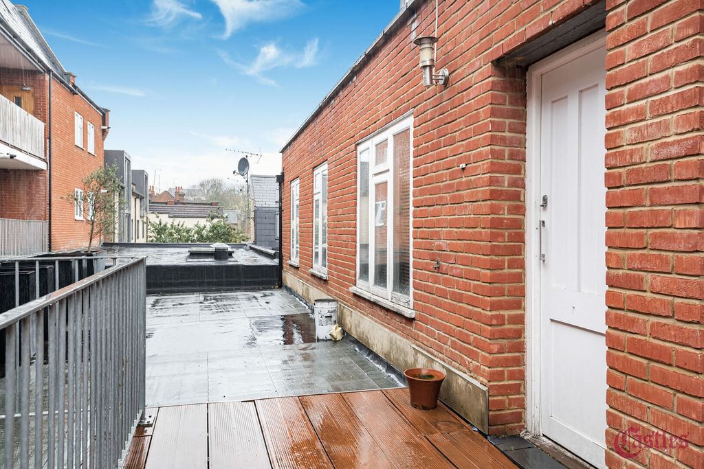 Property photo 1 of 15 Terrace / Patio