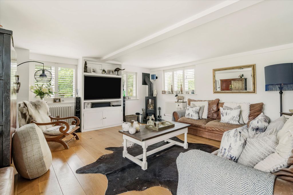 Property photo 3 of 21 Image