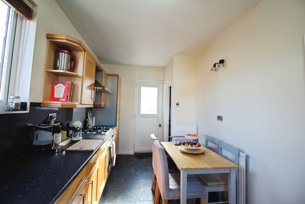 Property photo 3 of 11 Kitchen Rear