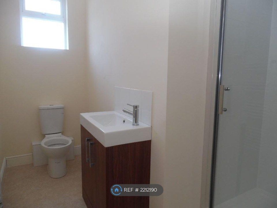 Property photo 2 of 4