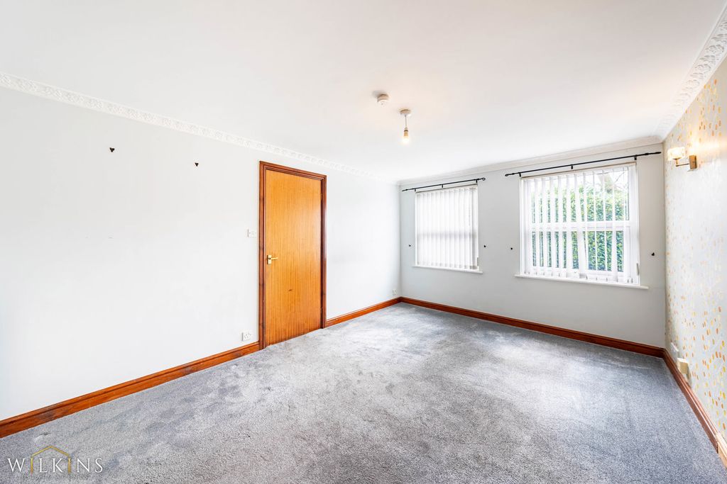 Property photo 3 of 19 Photograph