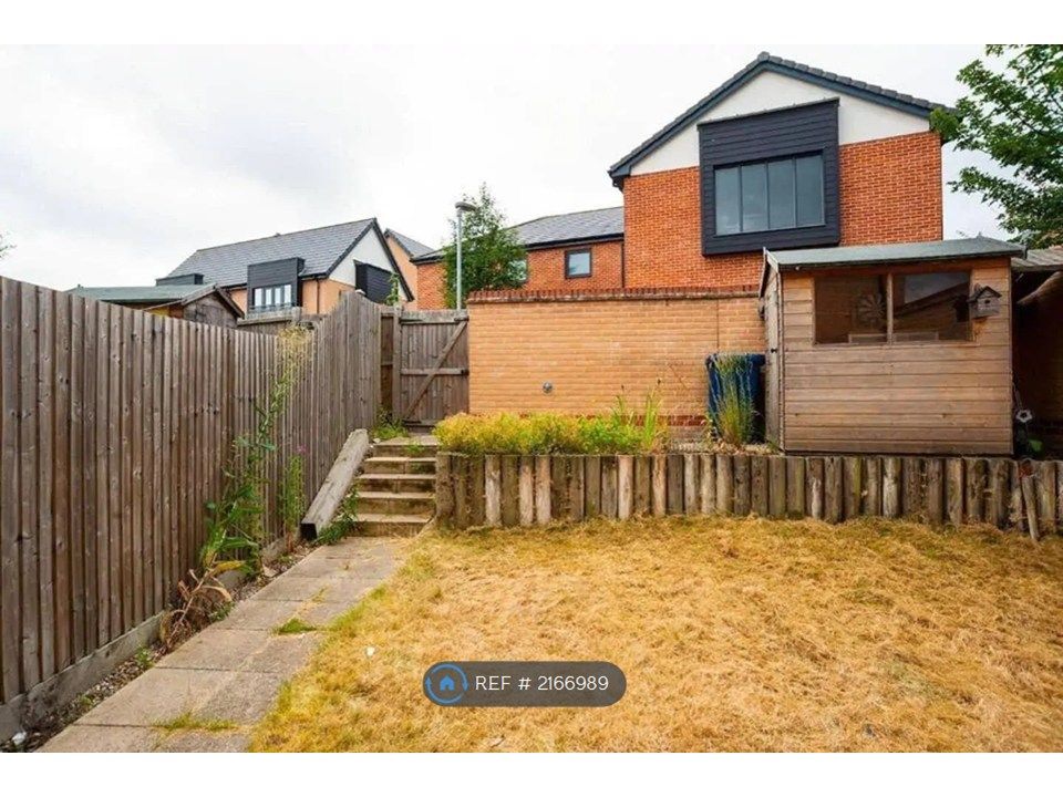 Property photo 2 of 6