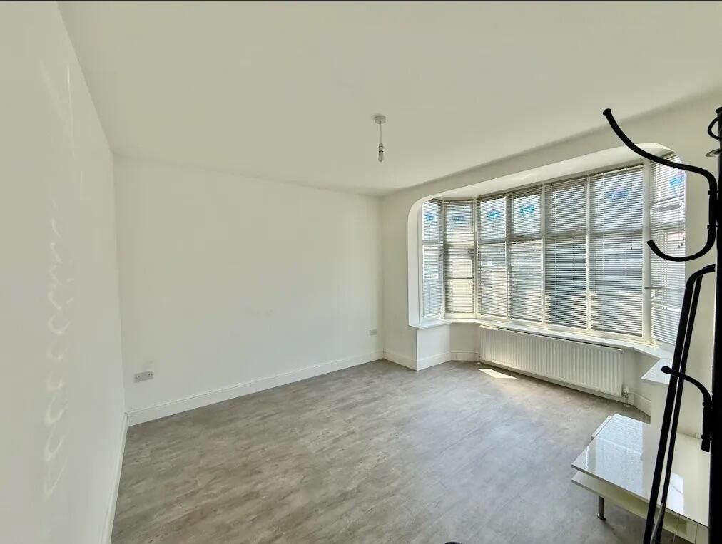Property photo 3 of 13 Living Room