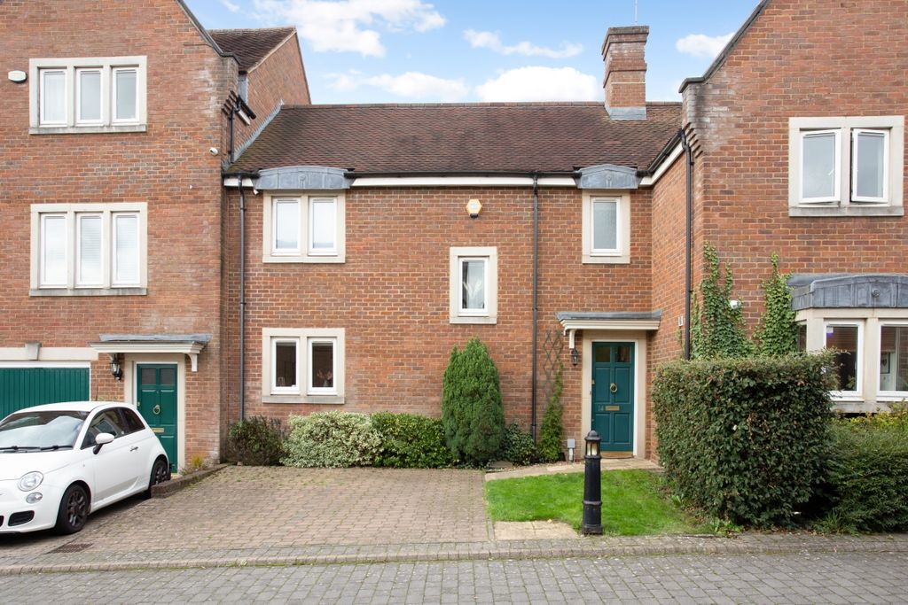 Property photo 1 of 12