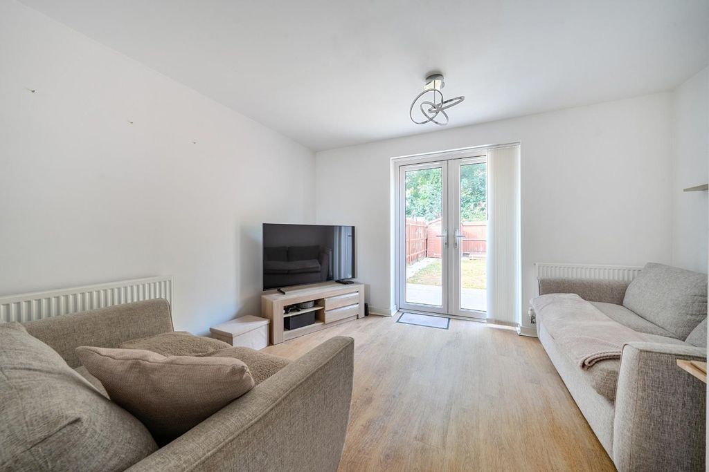Property photo 1 of 14 1-6A599480601Bb-1494084 (1)-1.Jpg