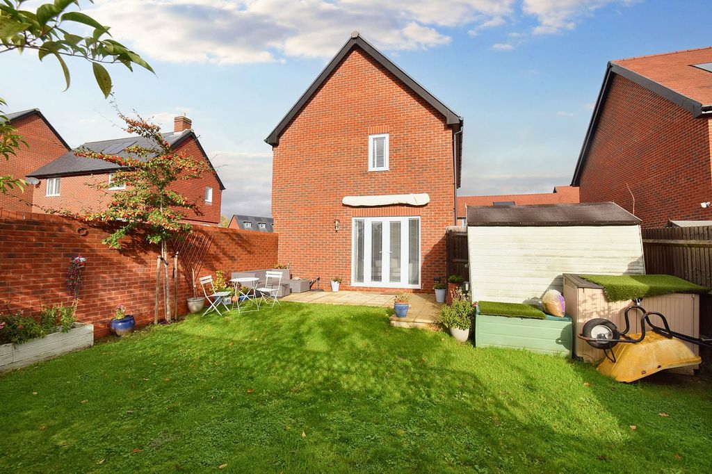 Property photo 3 of 13