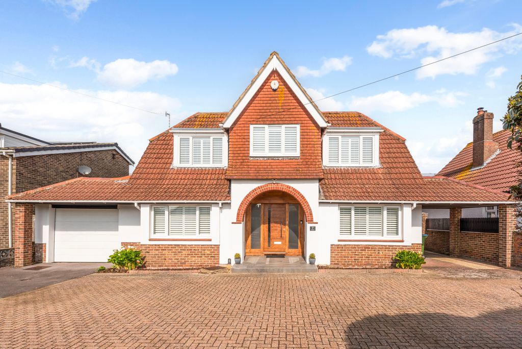 Property photo 1 of 35