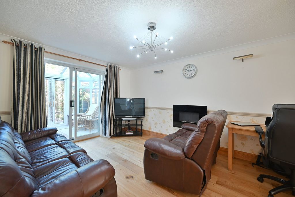 Property photo 3 of 22