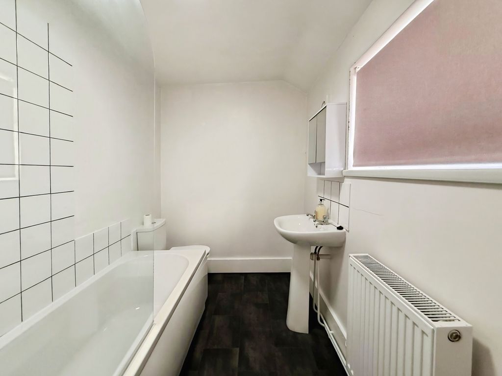 Property photo 3 of 11 824B3B53-Whatsapp 20Image 202025-09-01 20At 2017.2
