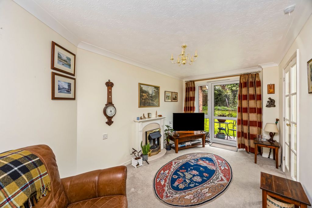 Property photo 2 of 18 Reception Room