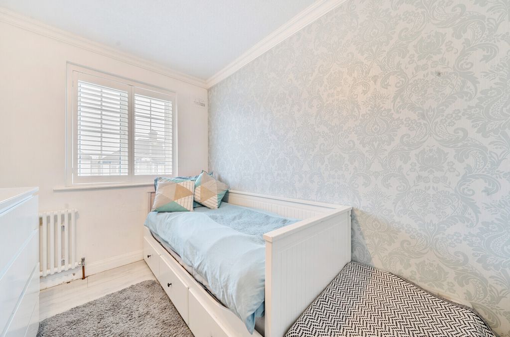 Additional image 12 of 4 bed terraced house for saleGreenwood Road, Mitcham CR4