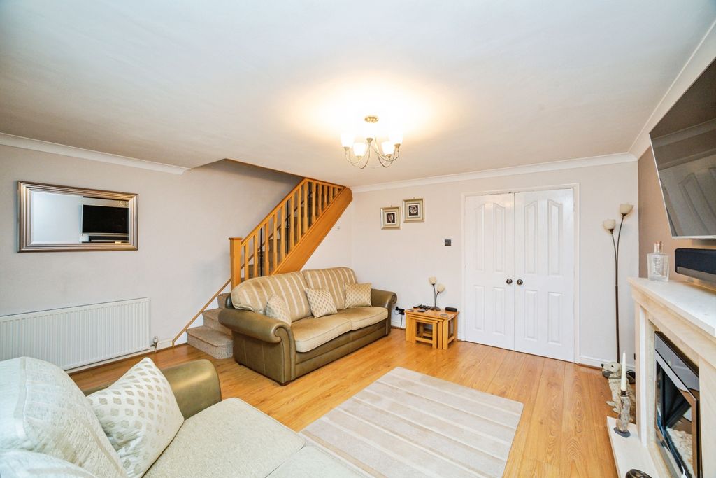 Property photo 3 of 25 7B1A3244