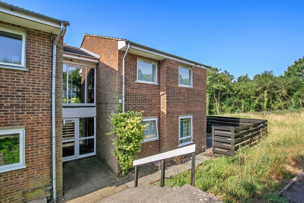 Property photo 1 of 8 10003499-Hr-1Dp.Jpg