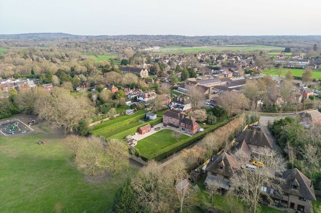 Property photo 3 of 30