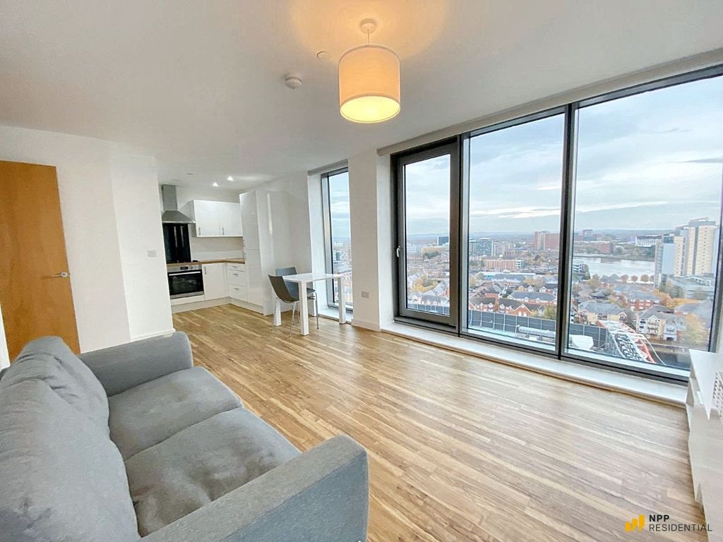 Property photo 2 of 23