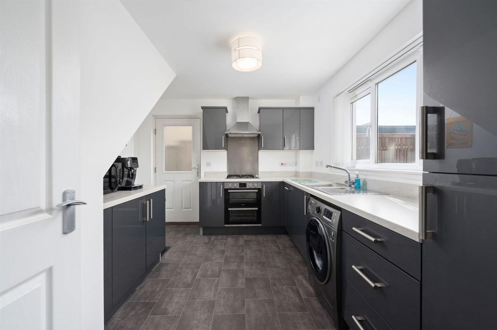 Property photo 3 of 30 6.Jpg