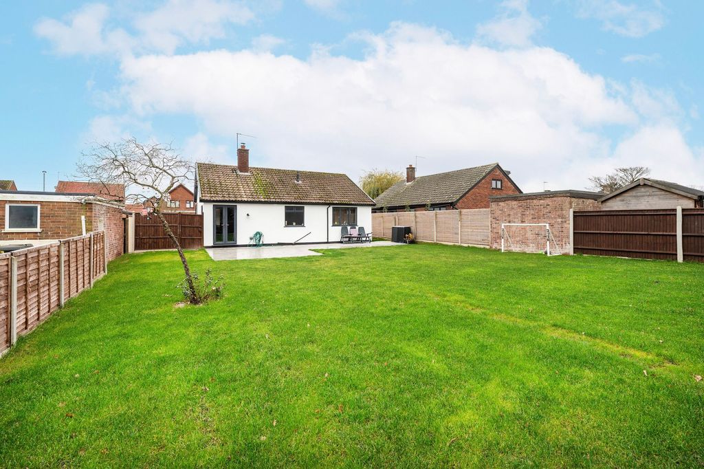 Property photo 1 of 20