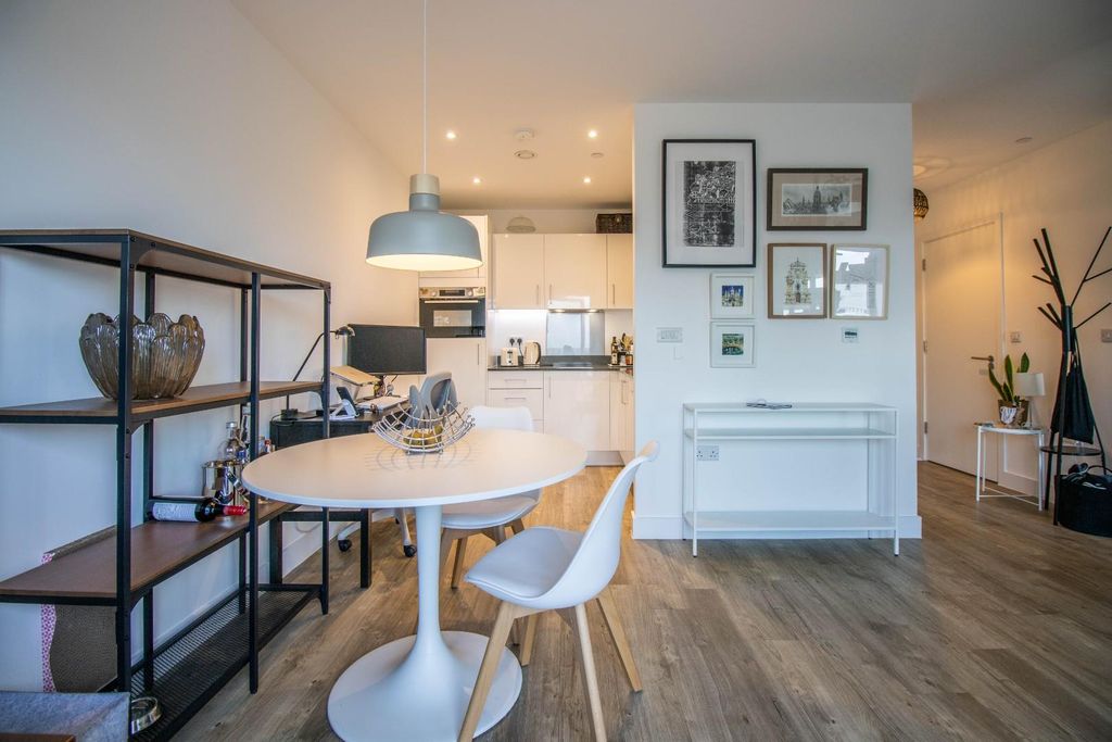 Property photo 3 of 12 Img_2977.Jpg