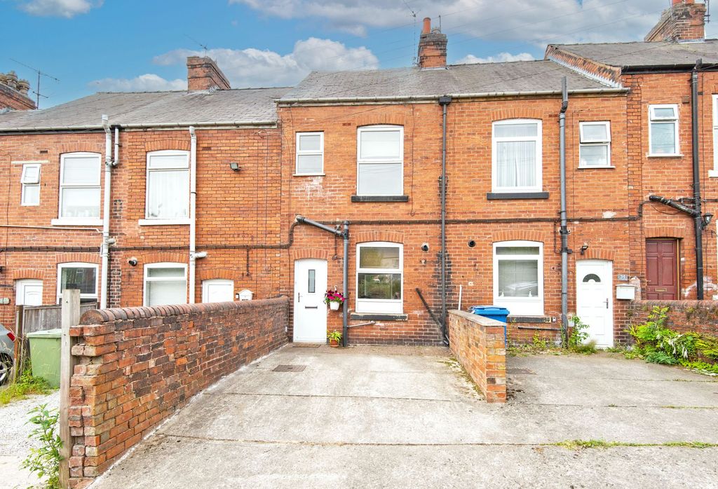 Property photo 2 of 11