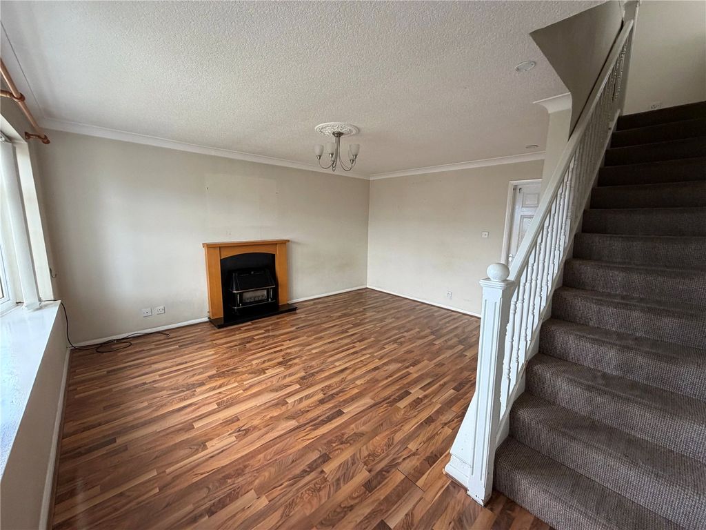 Property photo 2 of 8 Picture No. 15