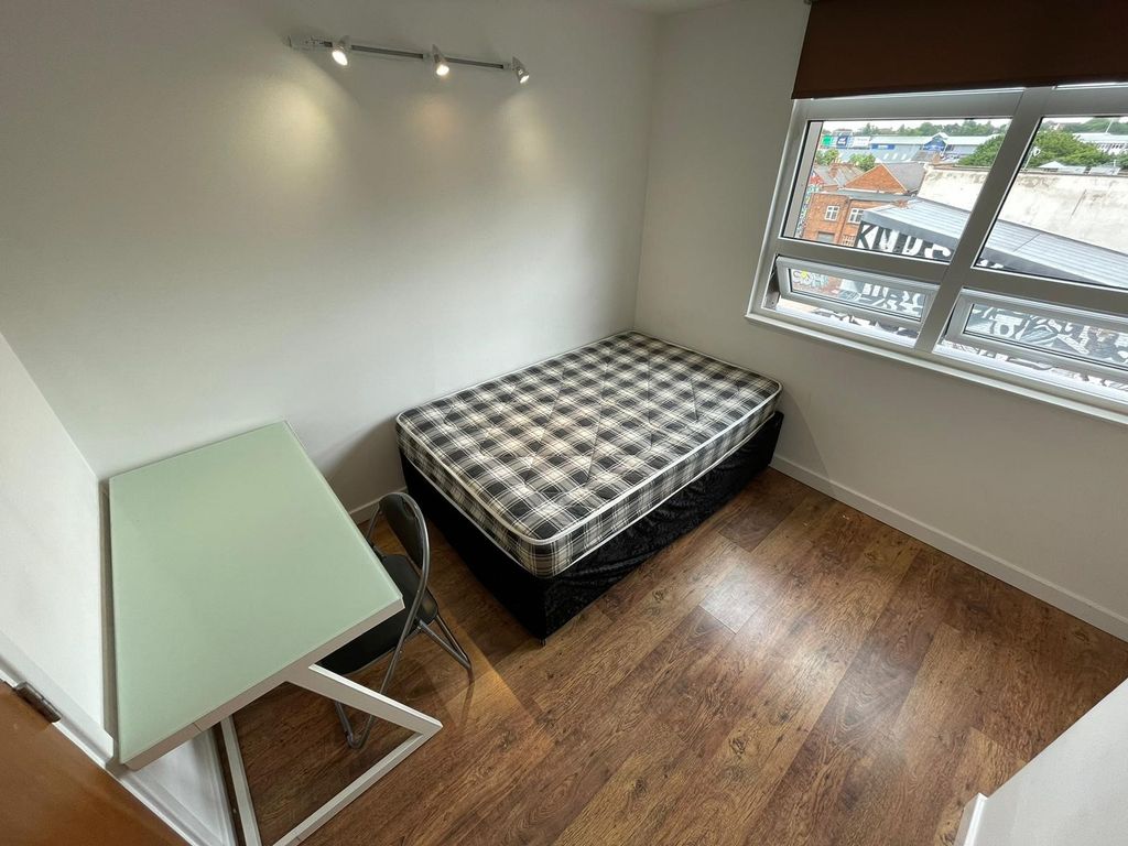 Property photo 3 of 6