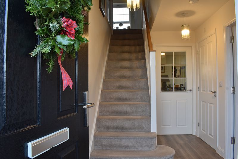 Property photo 3 of 17 Photo 9