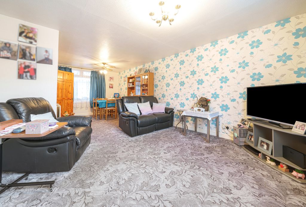 Property photo 3 of 13 Reception Room
