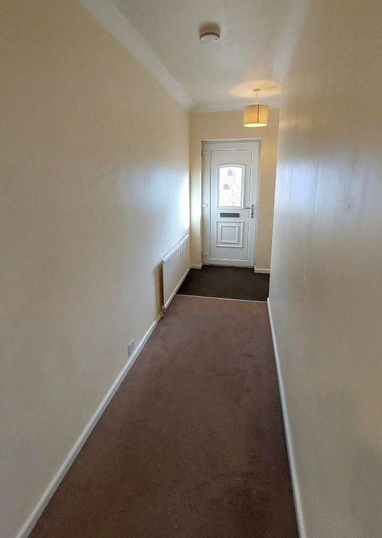 Property photo 2 of 7 Entrance Hall