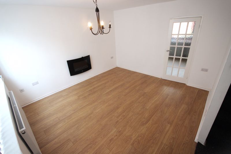 Property photo 2 of 13 Photo 3