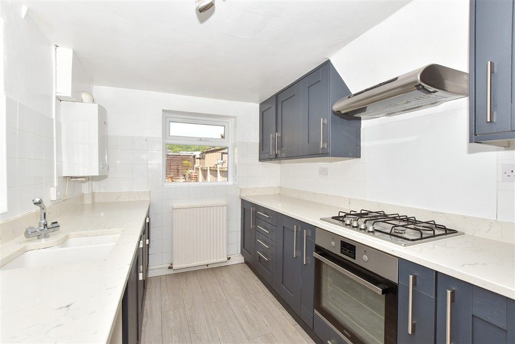 Property photo 3 of 13 Kitchen