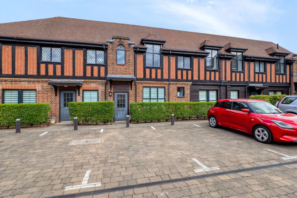 Property photo 1 of 16 Picture No. 05