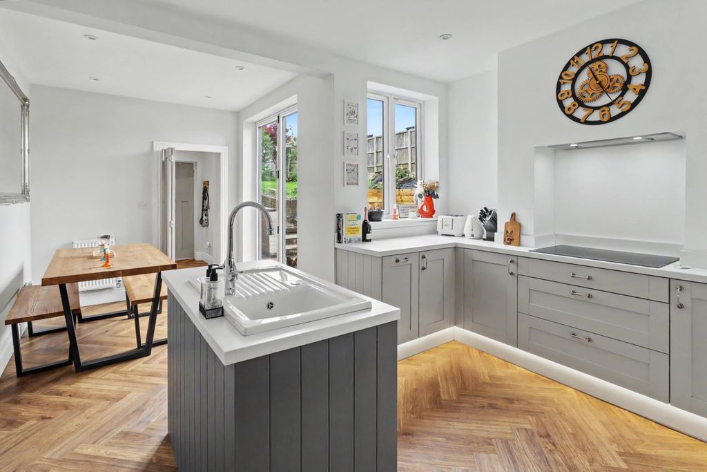 Property photo 1 of 20 Kitchen Diner