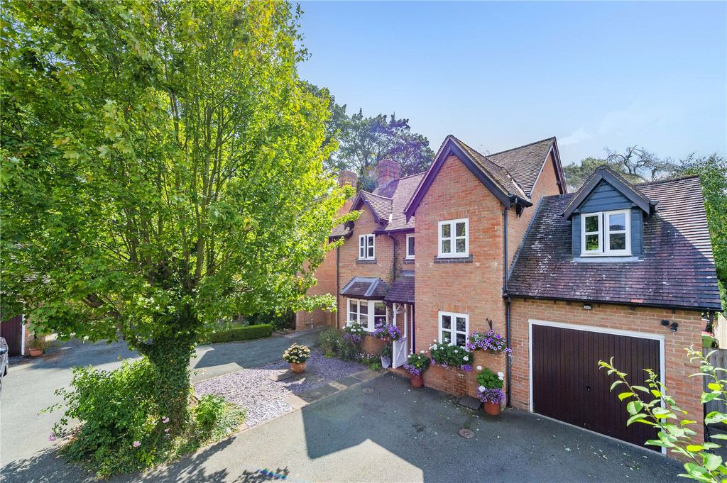 Property photo 1 of 47 Picture No. 45