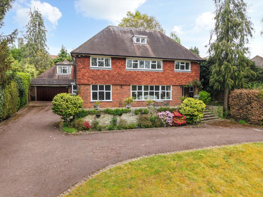 Property photo 1 of 19 Image