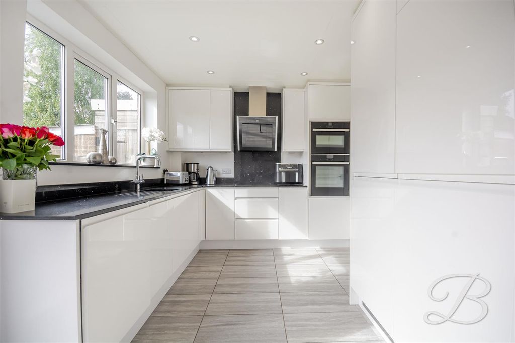 Property photo 3 of 31 Ccltd-5.Jpg