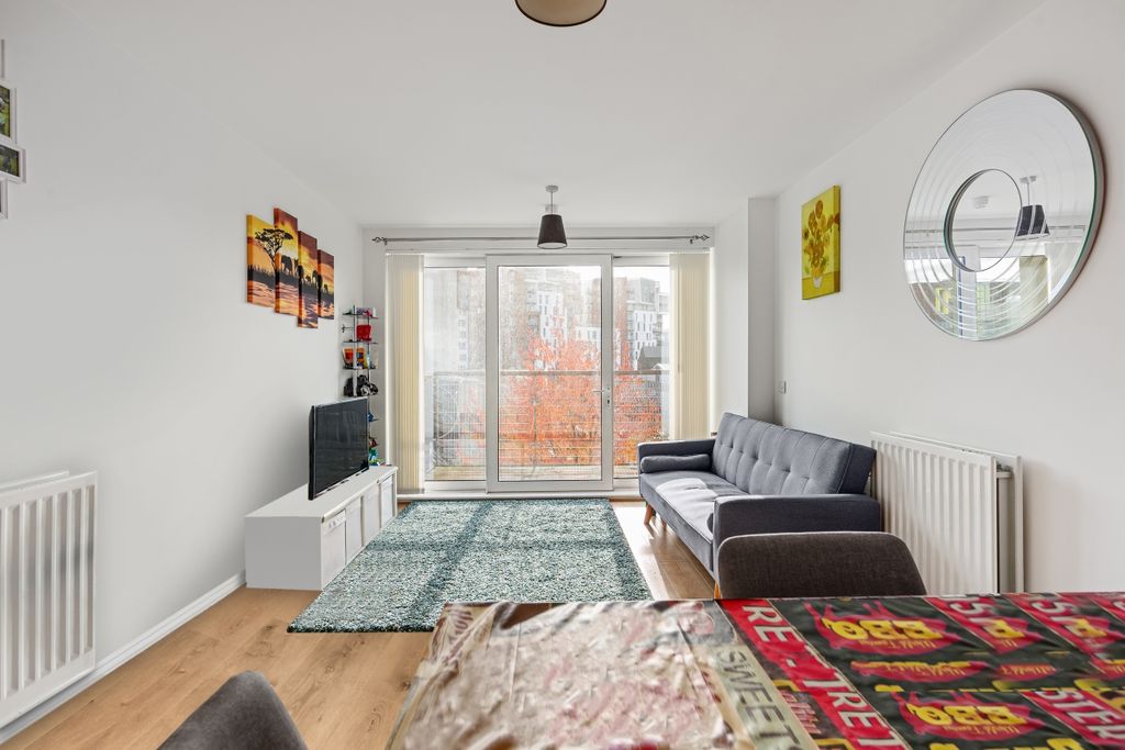 Property photo 1 of 8 094A3503
