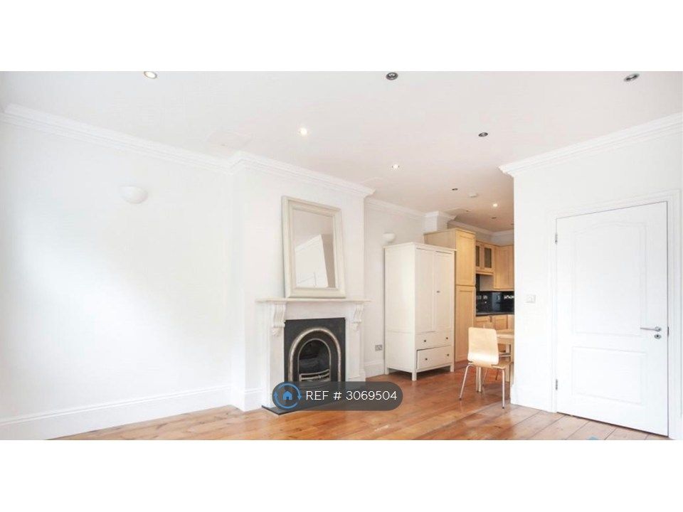 Property photo 1 of 10 Flat Photo 1