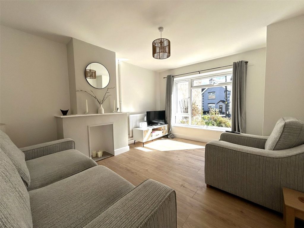 Property photo 2 of 18 Picture No. 22