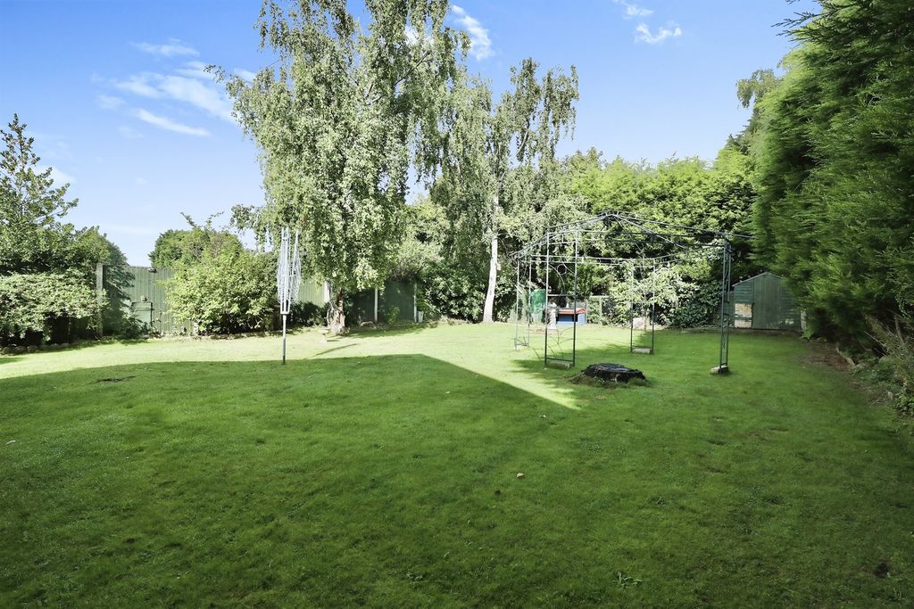 Property photo 2 of 14